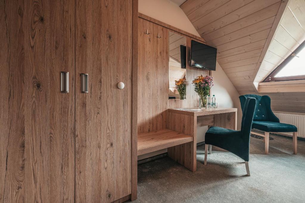 Grand Tatry - miejsce na wyjątkowy pobyt dla Ciebie i Twojej rodziny! - sauna i jacuzzi wliczone w cenę pobytu - 10 minut pieszo od Term Bania - Double Room Without Balcony