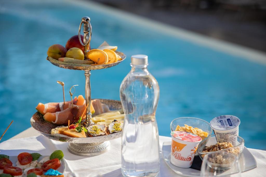 Giafra Luxury Rooms - 17