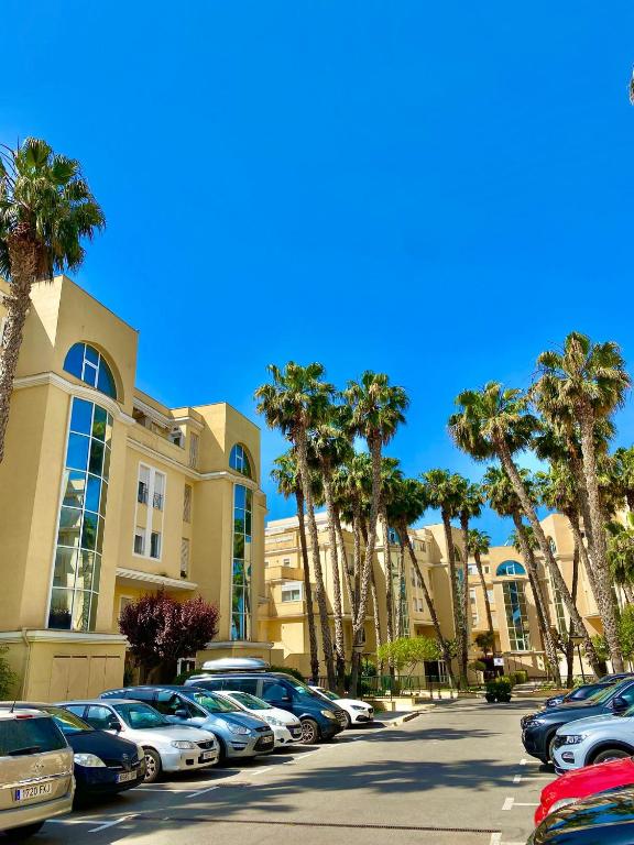 Alicante Golf Hoyo 18 4-6 Pax. piscina, wifi, parking privado ...