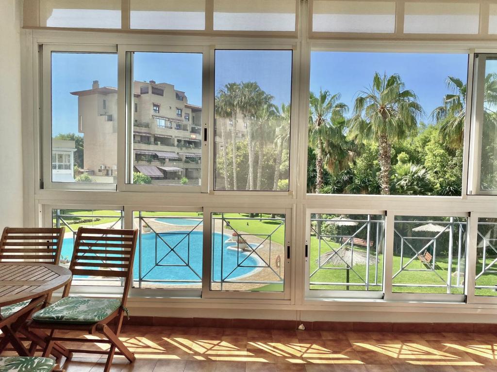 Balkón nebo terasa v ubytování Alicante Golf Hoyo 18 4-6 Pax. piscina, wifi, parking privado.