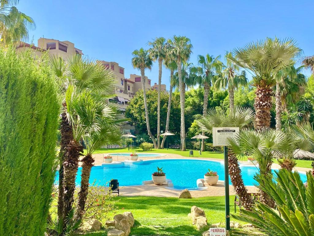 Alicante Golf Hoyo 18 4-6 Pax. piscina, wifi, parking privado ...