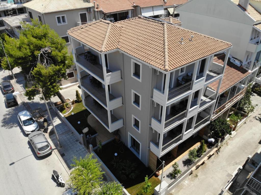 Budova, kde se aparthotel nachází