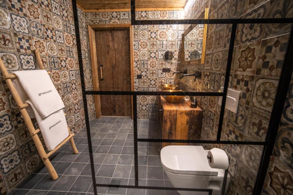Koupelna v ubytování HOTEL SOMNIFABRIK