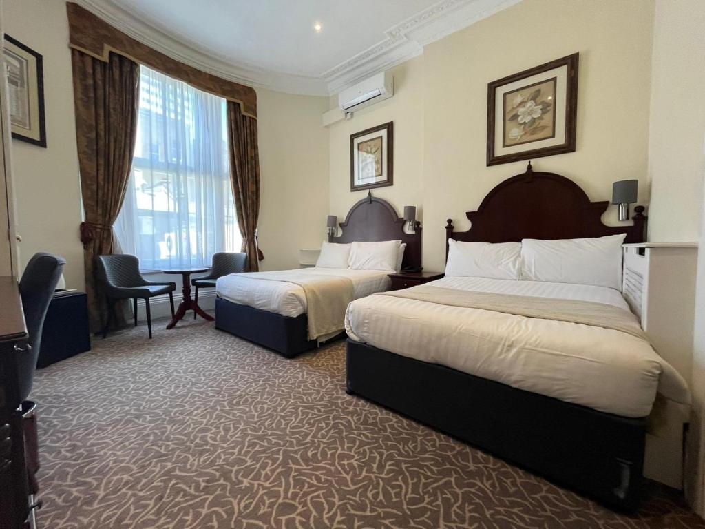 Hotel La Place - Resim 5