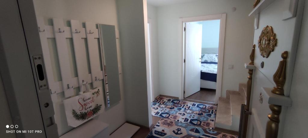 Postel nebo postele na pokoji v ubytování Family Apart-Hotel ''2022''- 5