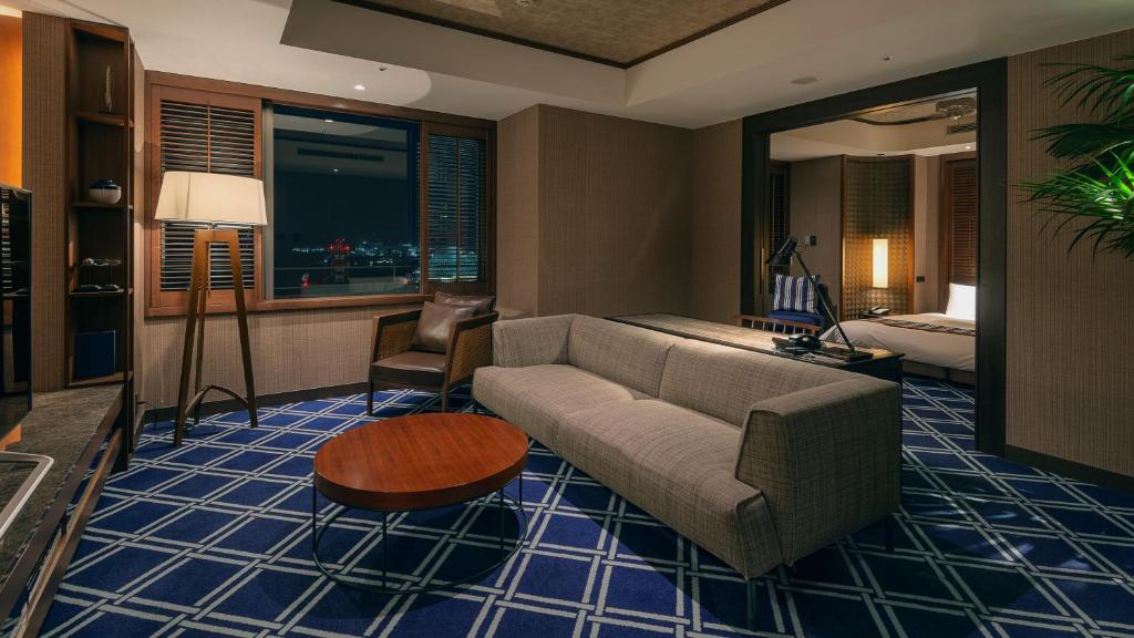 Posezení v ubytování ORIENTAL HOTEL