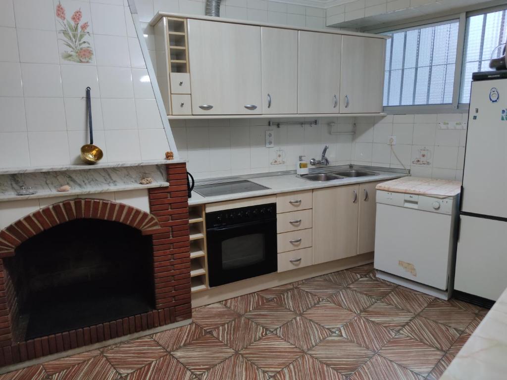 Kuchyňa alebo kuchynka v ubytovaní Casa Ventana Cazorla