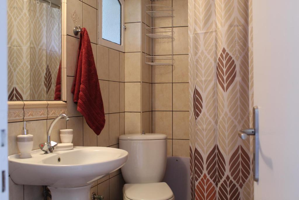 Kúpeľňa v ubytovaní Dimokritos Apartment