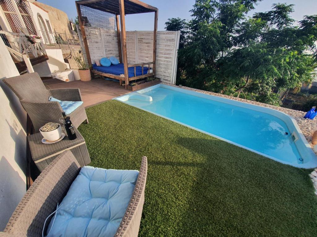Bazén v ubytování Casa de Campo Lomo del Balo nebo v jeho okolí