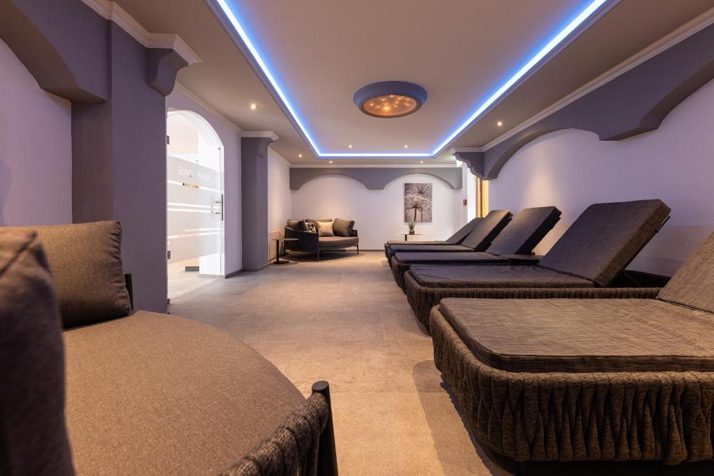 Posezení v ubytování Hotel Alphof Stubaital