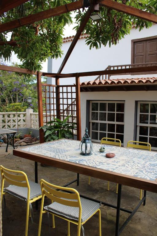 Patio nebo venkovní prostory v ubytování VILLA LA CAPIROTA