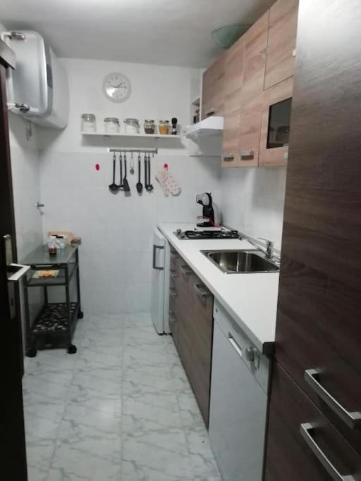 Kuchyň nebo kuchyňský kout v ubytování Holiday Home Jakovci