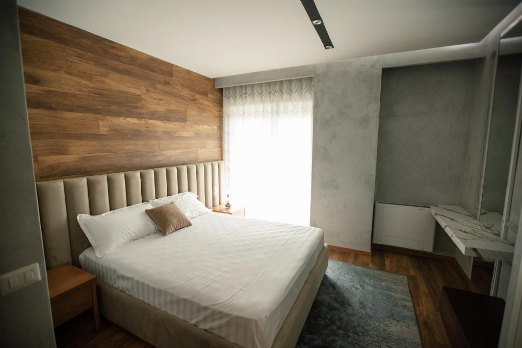 Tropicana Apartment - Imazhi 2