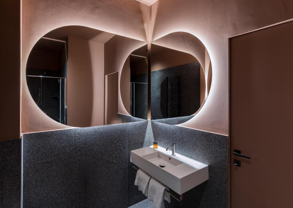 Koupelna v ubytování Elide Design Hotel