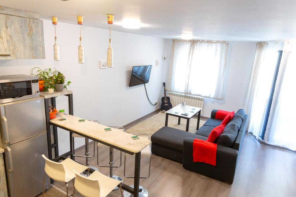 Зона вітальні в Fancy Big apartment in the heart of Sofia