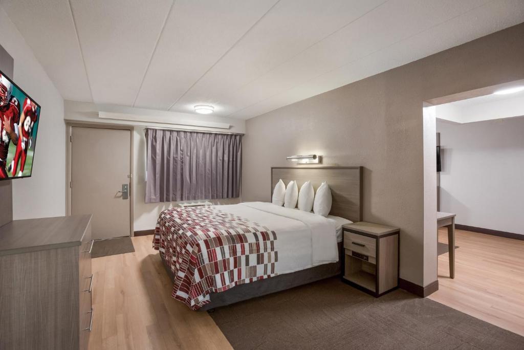 Red Roof Inn Philadelphia - Trevose - Suite King With Kitchenette Smoke Free