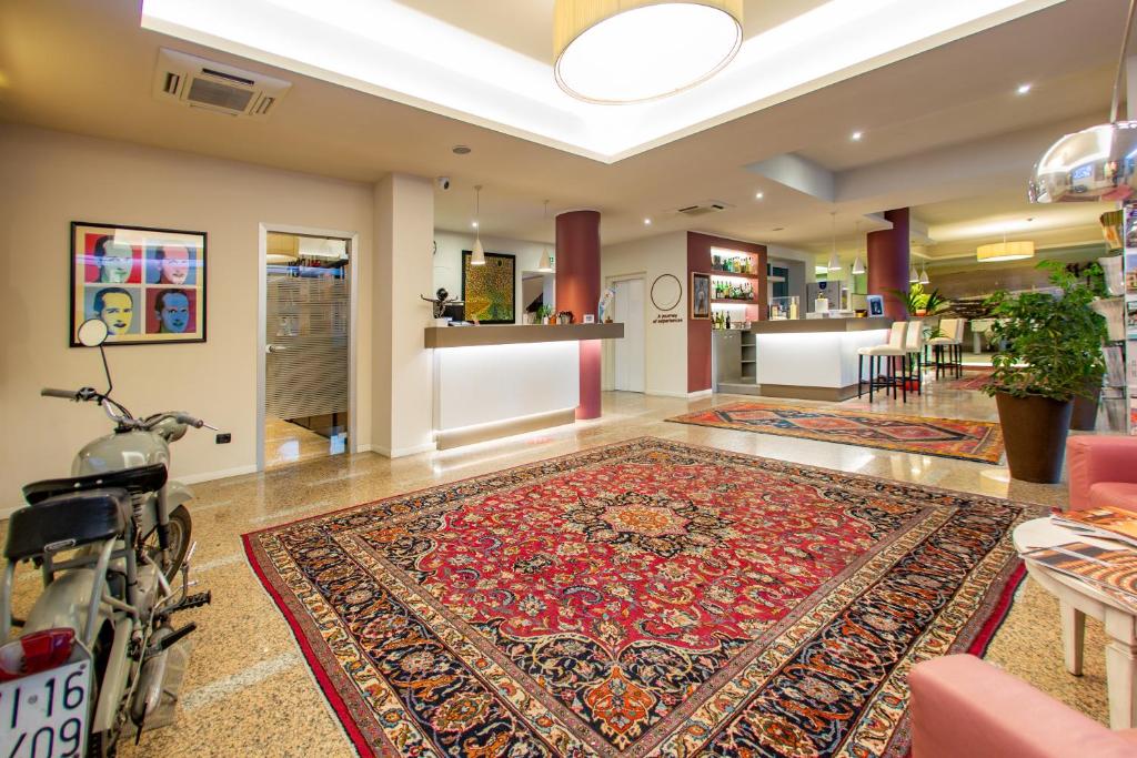 Fotografie z fotogalerie ubytování Hotel Bonotto v destinaci Desenzano del Garda
