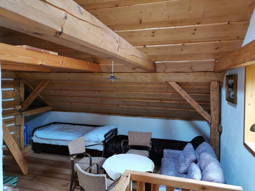 Postel nebo postele na pokoji v ubytování Jedlinka 37
