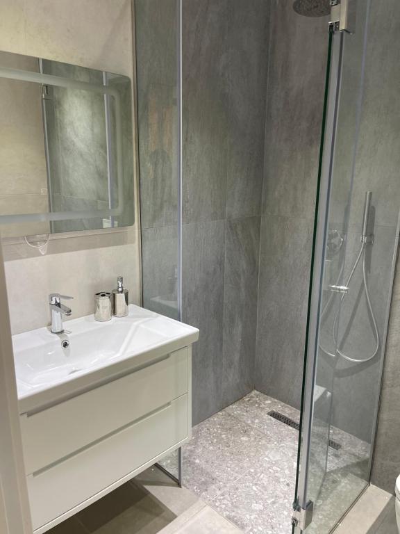By Breeze Apartments - Imazhi 8