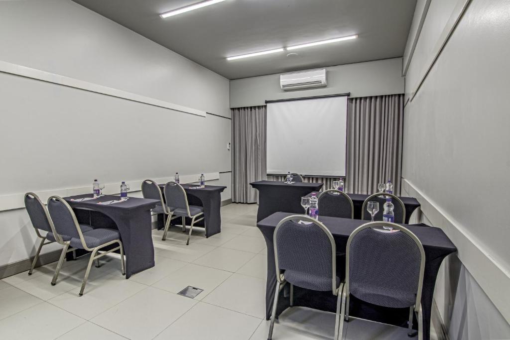 Konferenční prostory v ubytování Hotel Deville Express Cascavel