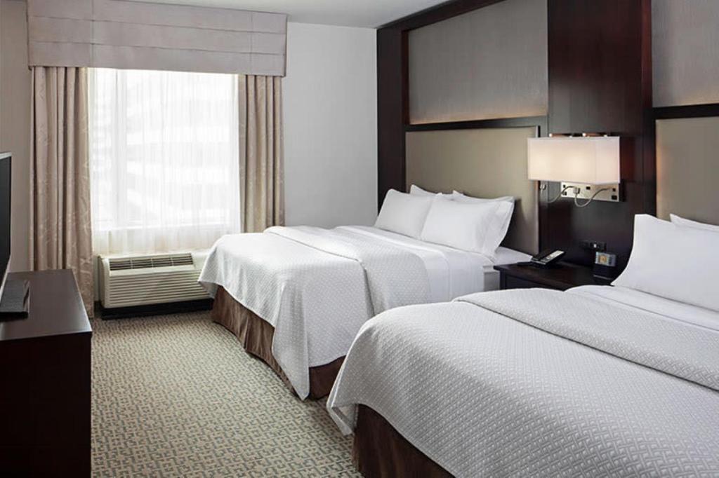 Cambria Hotel White Plains - Downtown - Queen Suite With Sofa Bed - Non-Smoking
