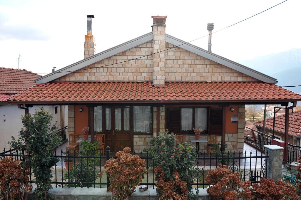 Gallery image of Mprizis Rooms in Elati Trikalon