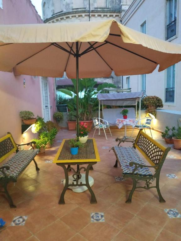 Patio nebo venkovní prostory v ubytování L'Isola Di Ortigia