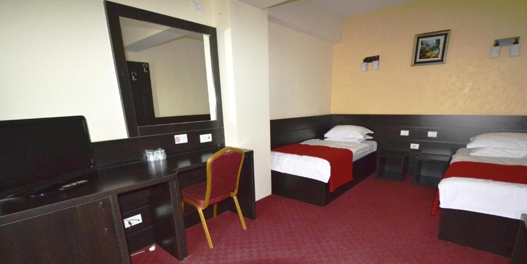 
Business Twin Room
