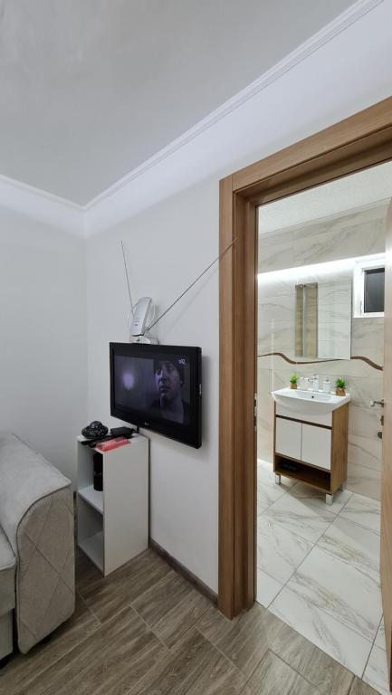 TV a/nebo společenská místnost v ubytování Lux Star-vila za odmor