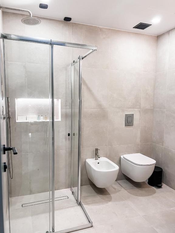 Royalty Suites Psyrri - Resim 12