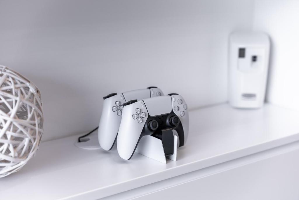 Almy Luxury Apartments - 4