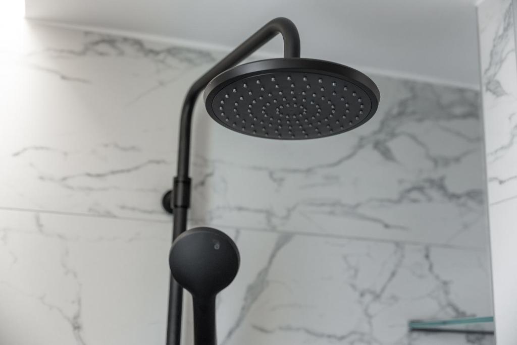 Almy Luxury Apartments - 6