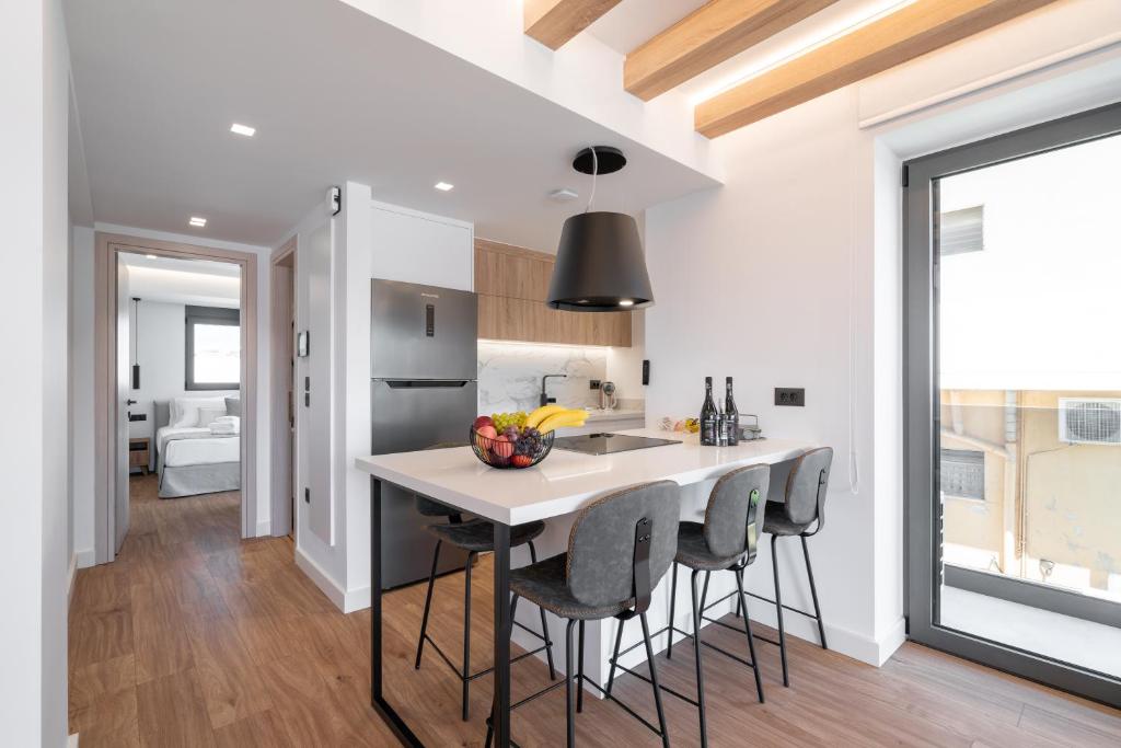 Almy Luxury Apartments - 13