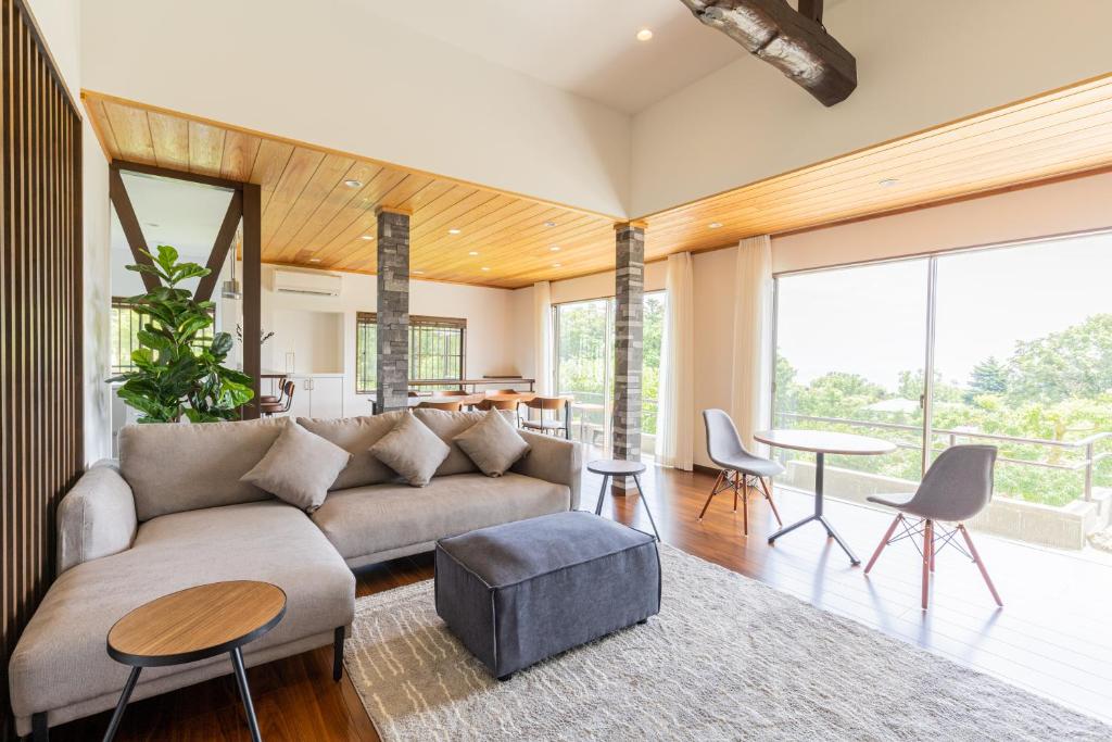 Posezení v ubytování Resort stay Bowen ~伊豆高原~
