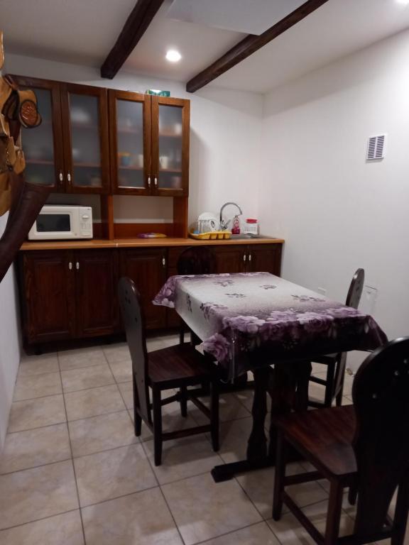 Fülei Vendégház - Two-Bedroom Apartment