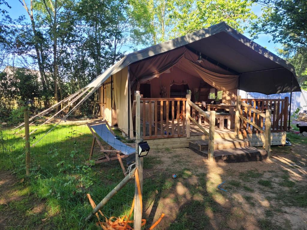Ogród w obiekcie Tente Lodge Safari