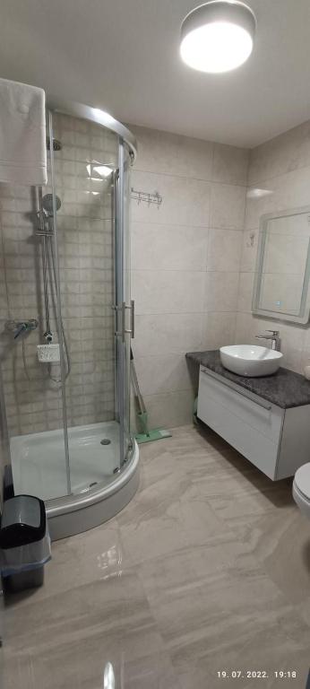 Kúpeľňa v ubytovaní Apartmani Dalmacija Drage