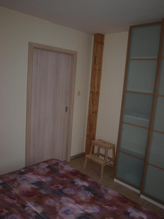 Postel nebo postele na pokoji v ubytování Dalimilka