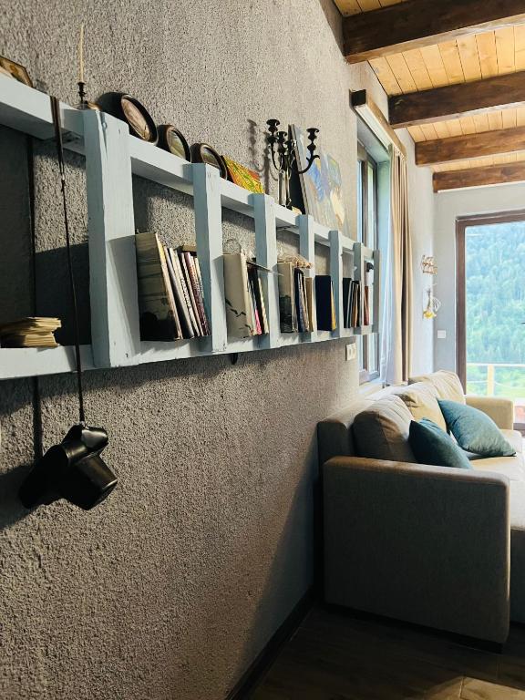Posezení v ubytování Mitarbi Silence - cozy holiday cottages in mountains