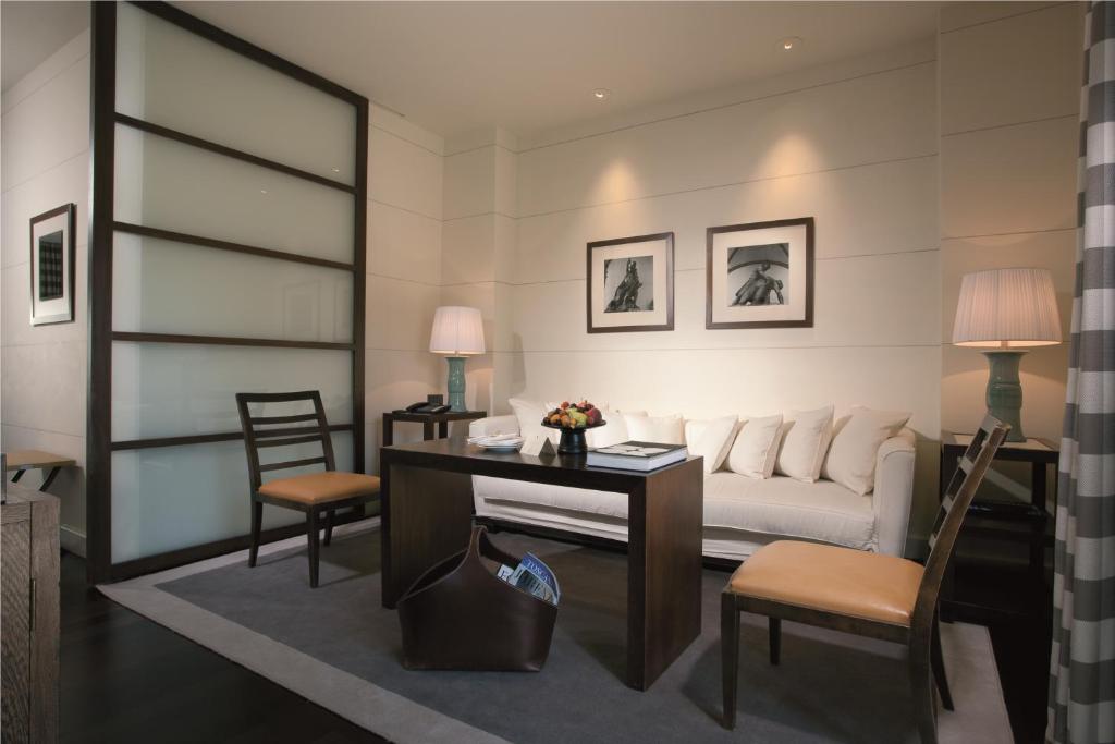 Gallery Hotel Art - Lungarno Collection - Resim 32