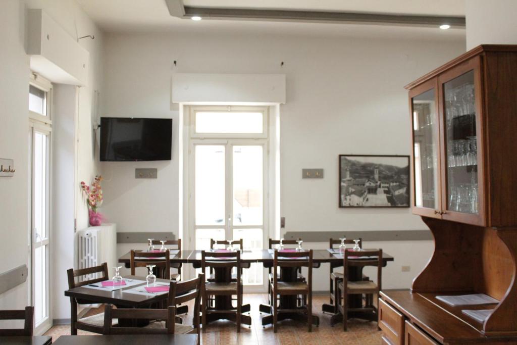 TV a/nebo společenská místnost v ubytování Hotel Piccola Firenze