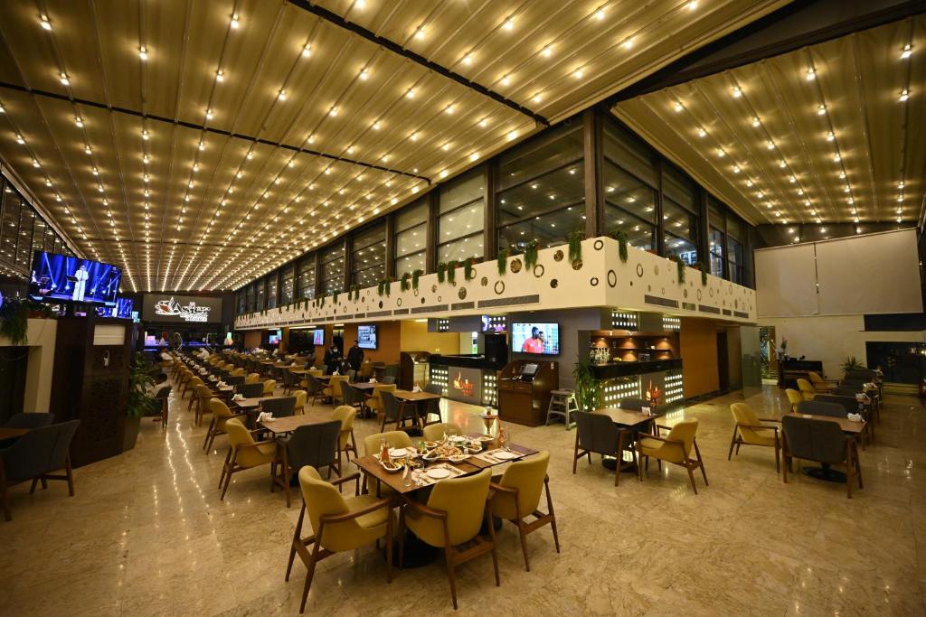 Restaurace v ubytování Aster Hotel
