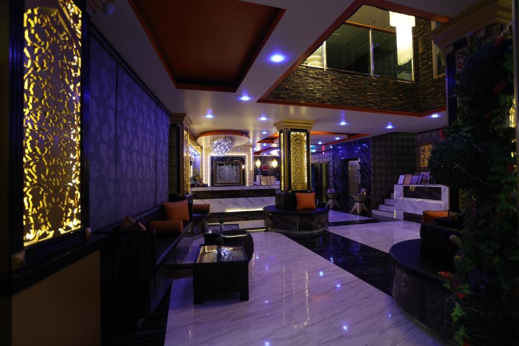 Posezení v ubytování BAB ALHARA HOTEL