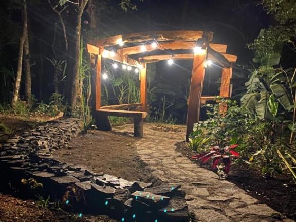 Zahrada ubytování Casitas del Bosque Monteverde.