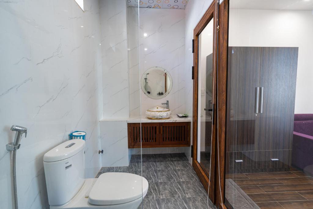 Phòng tắm tại NaFaLa Homestay
