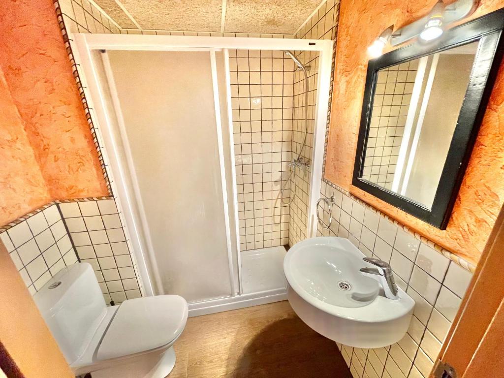 Kúpeľňa v ubytovaní Apartamentos Blanes Petit