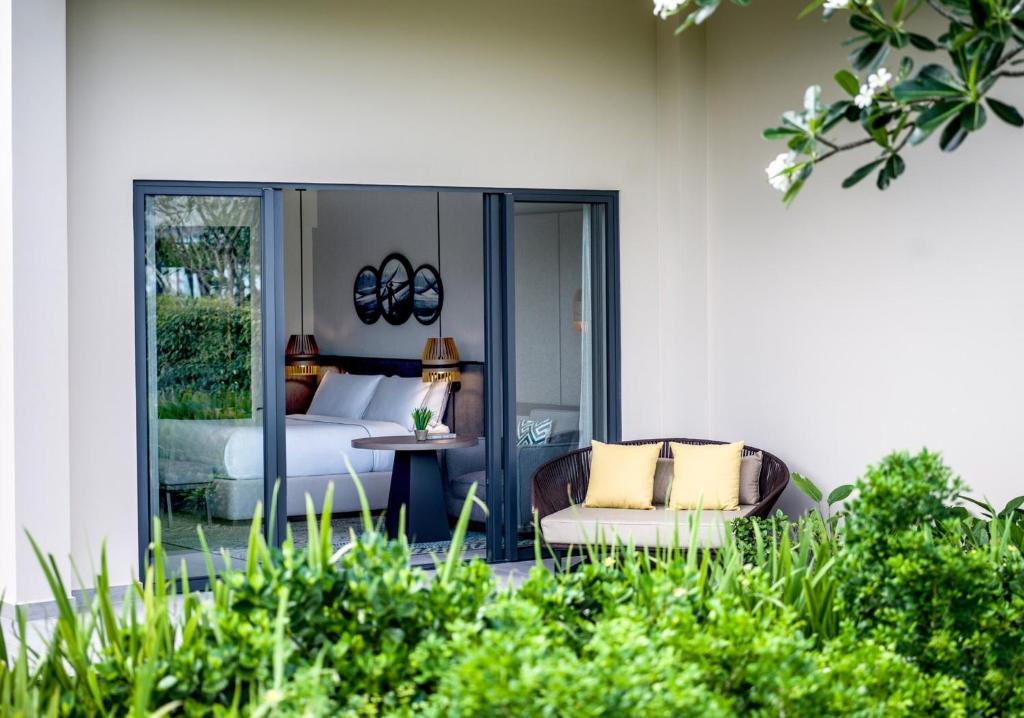 Crowne Plaza Phu Quoc Starbay by IHG - 6