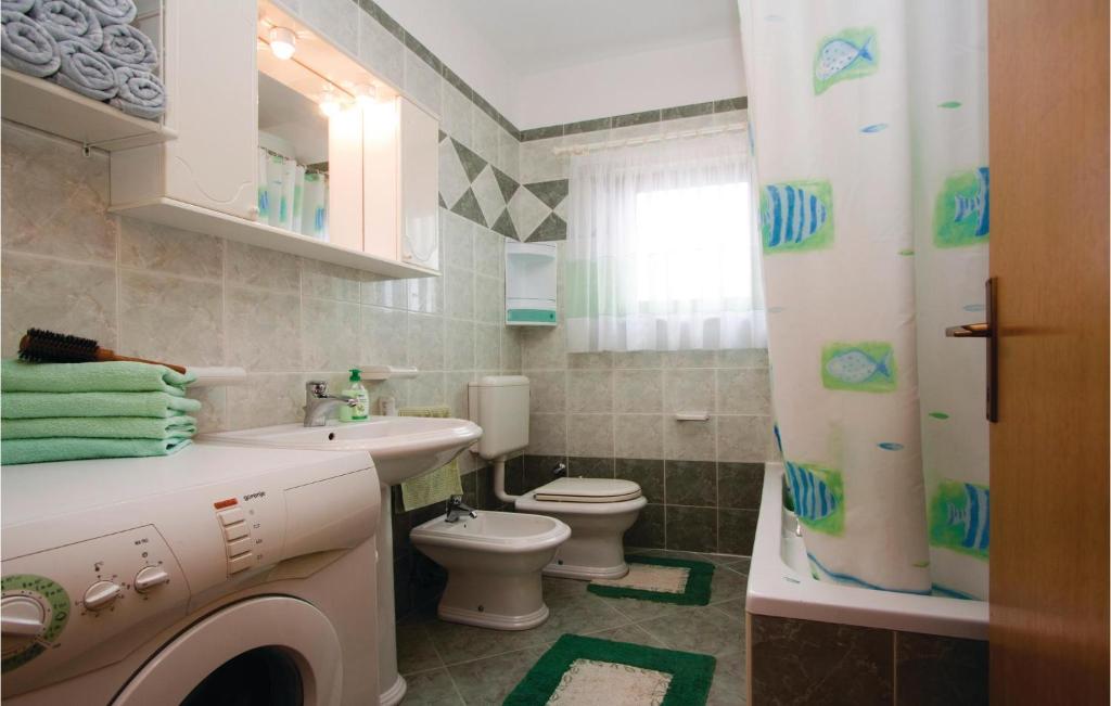 Kúpeľňa v ubytovaní Holiday Home Orihi Bb Croatia