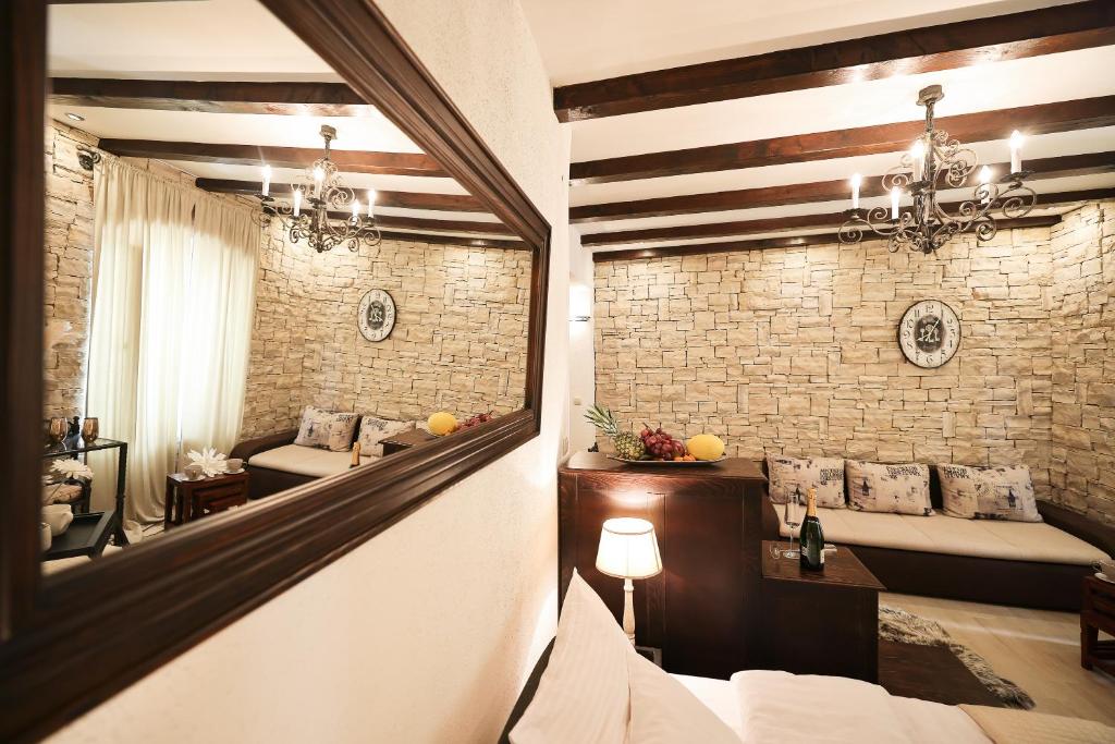 Postel nebo postele na pokoji v ubytování Luxury city center Apartment ANGELS RM