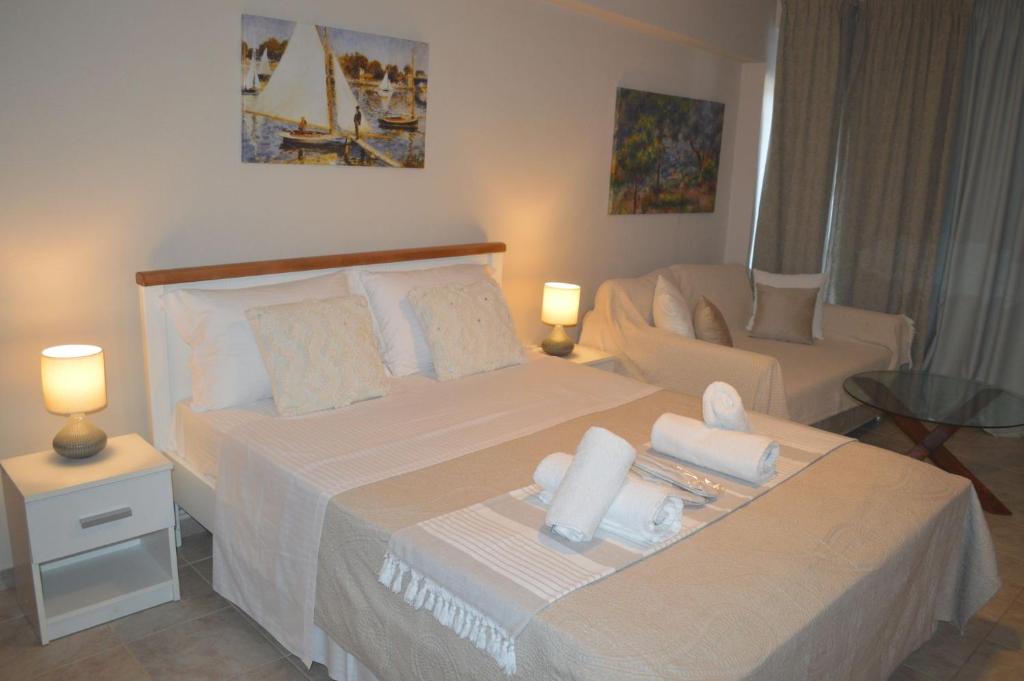 Posteľ alebo postele v izbe v ubytovaní Best House,Appartments,Pylos Messinias